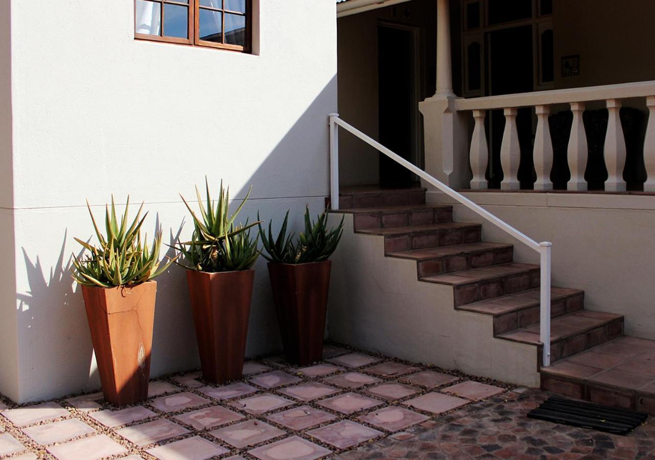 Alimento Guest House Upington Exterior photo