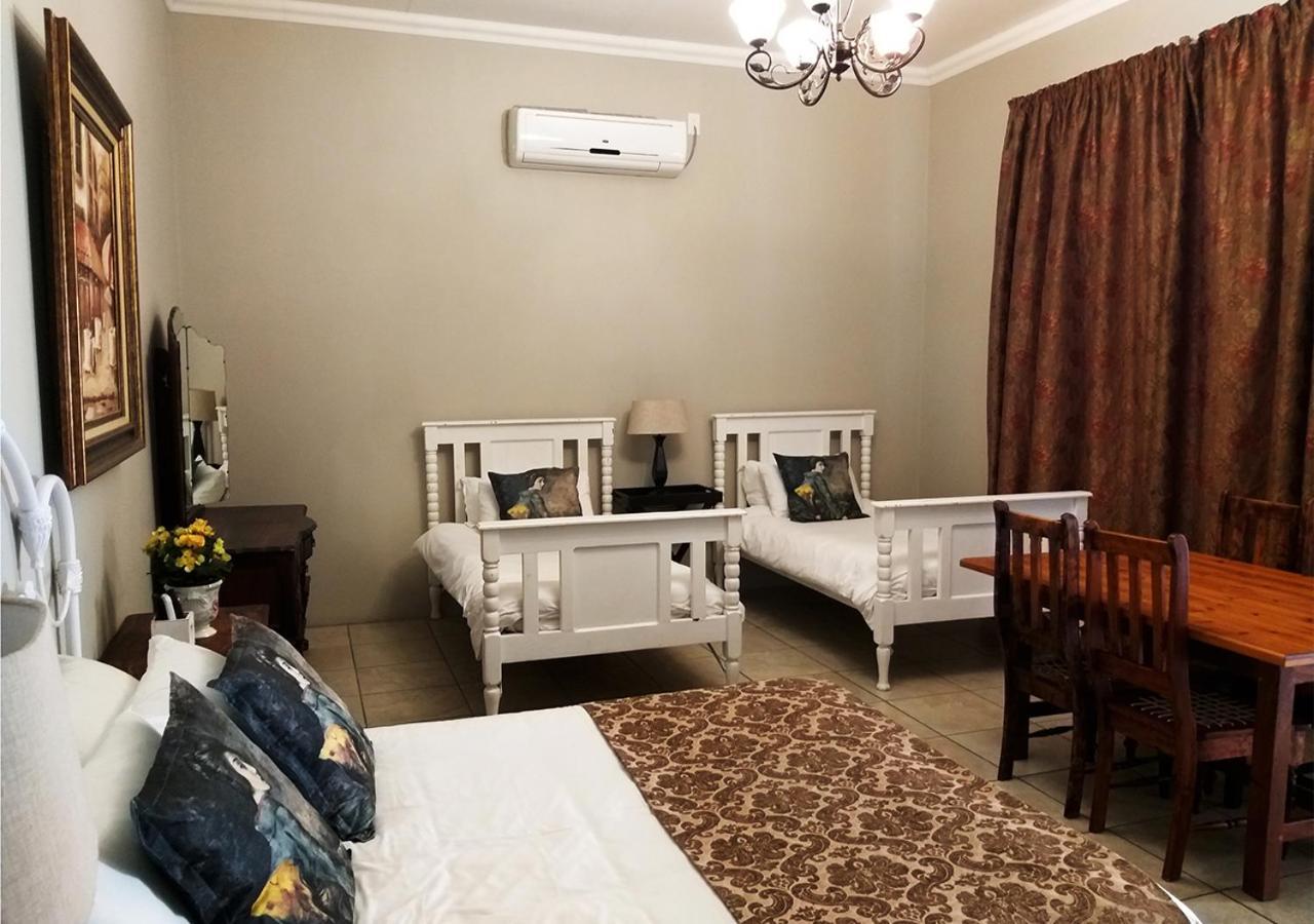 Alimento Guest House Upington Exterior photo