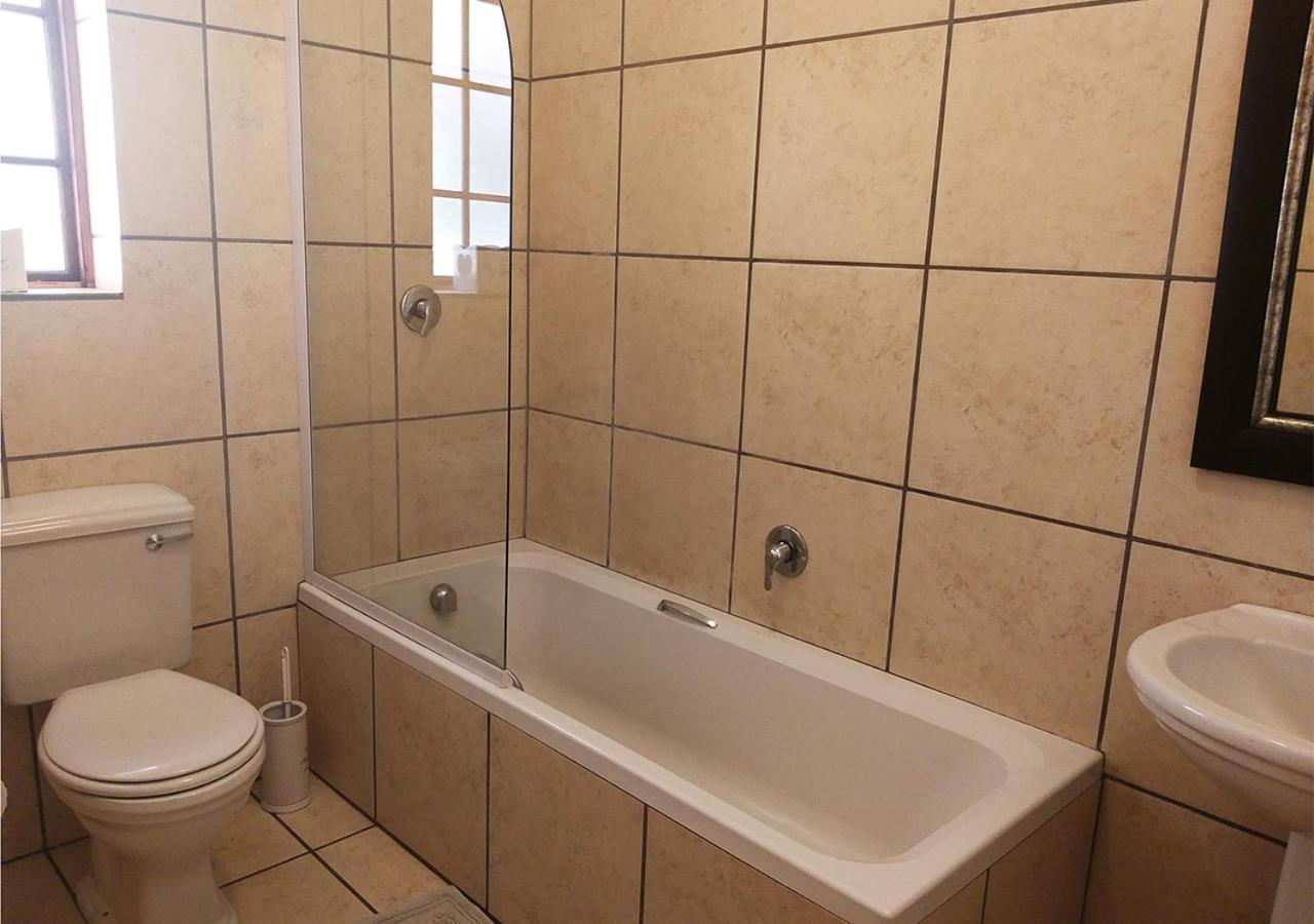 Alimento Guest House Upington Exterior photo